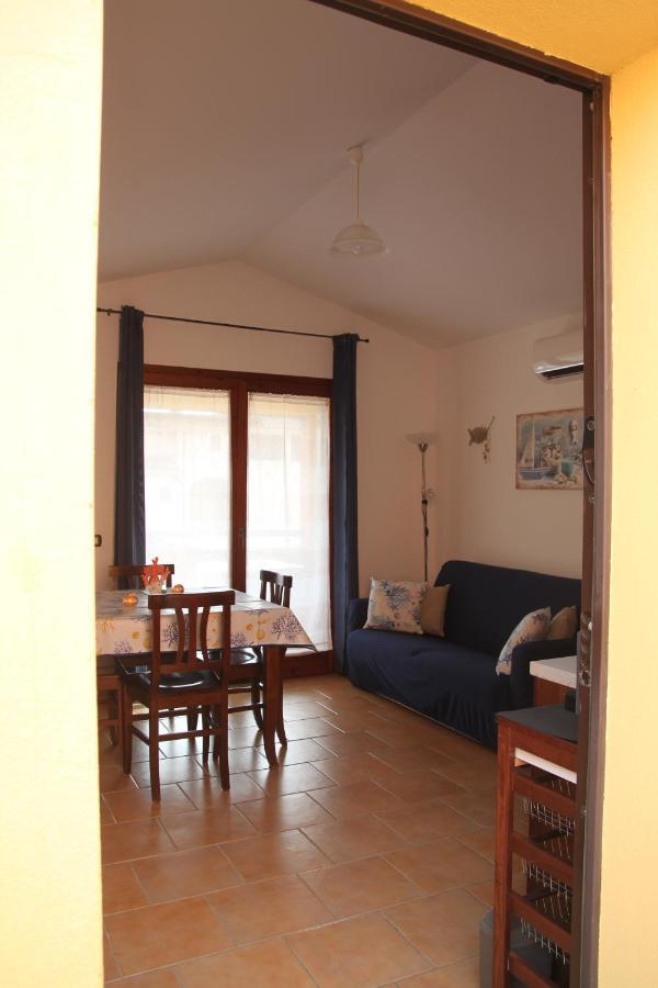 Magibac Due - Casa Vicino Aeroporto E Mater Olbia Apartamento Exterior foto