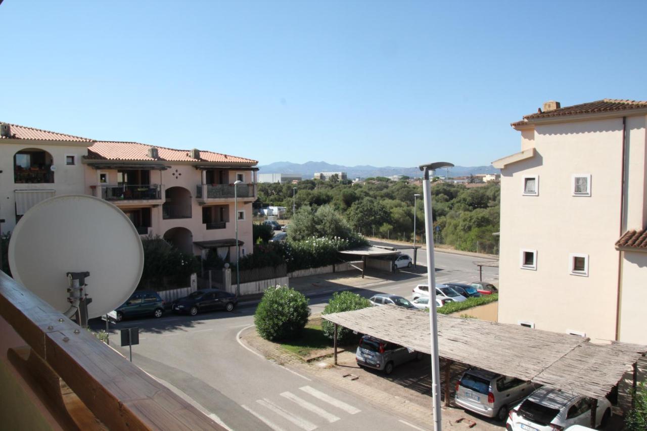 Magibac Due - Casa Vicino Aeroporto E Mater Olbia Apartamento Exterior foto