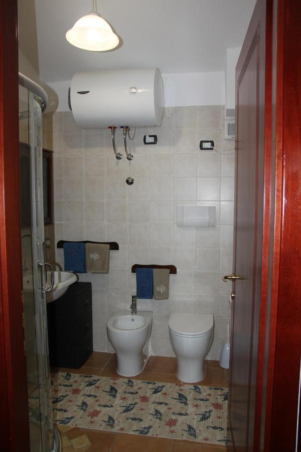 Magibac Due - Casa Vicino Aeroporto E Mater Olbia Apartamento Exterior foto