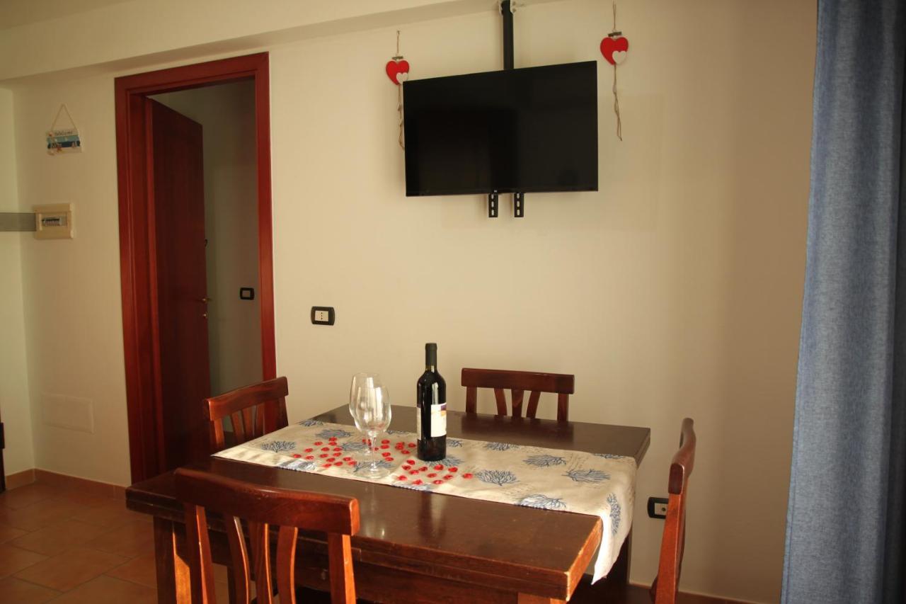 Magibac Due - Casa Vicino Aeroporto E Mater Olbia Apartamento Exterior foto